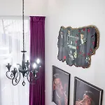 Apartment Hause Of Gangs