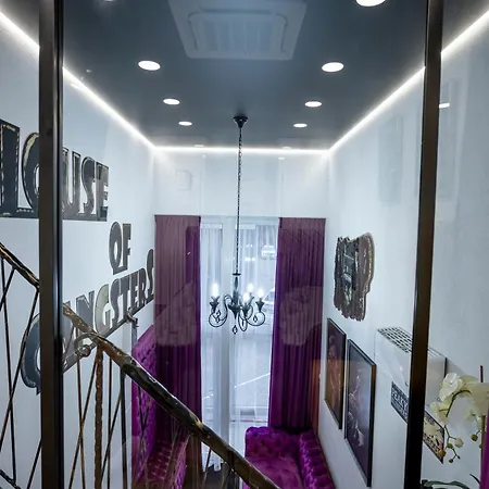 Hause Of Gangs Apartment
