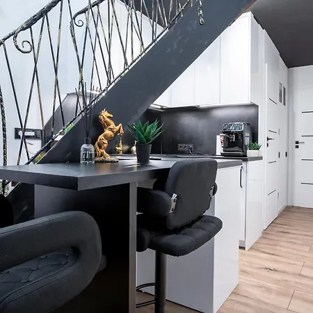 Hause Of Gangs Lejlighed