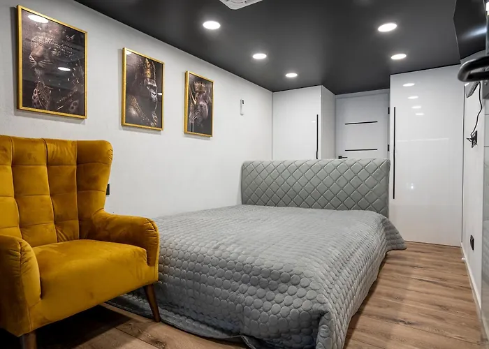 Hause Of Gangs * بالانغا