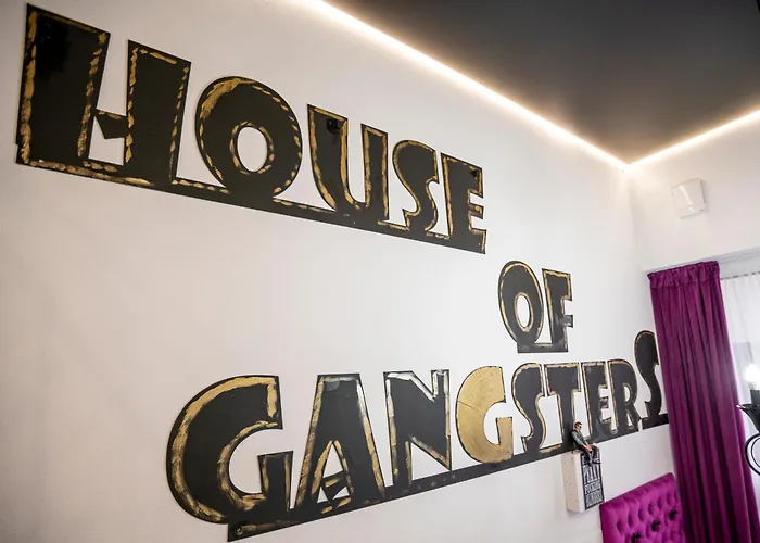 Hause Of Gangs بالانغا