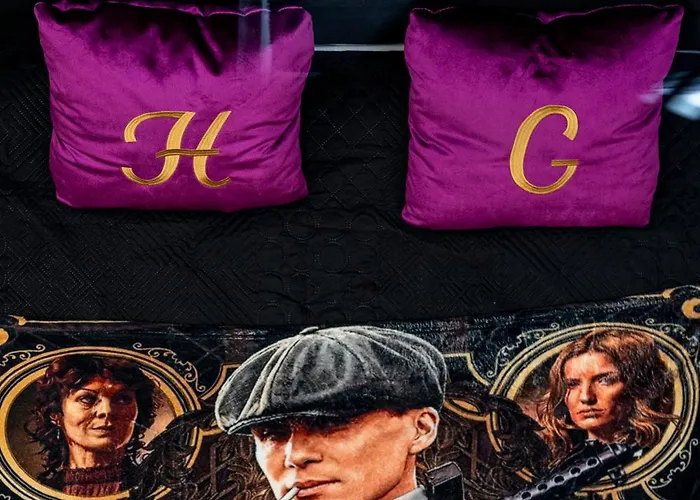 Hause Of Gangs شقة بالانغا