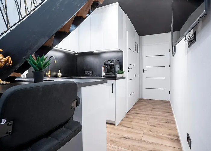 Hause Of Gangs * بالانغا